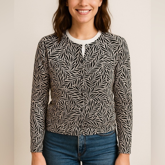 Lands End Button Up Brown/Cream Lightwt Cardigan, Leaf Design Womens size Medium - Picture 1 of 8